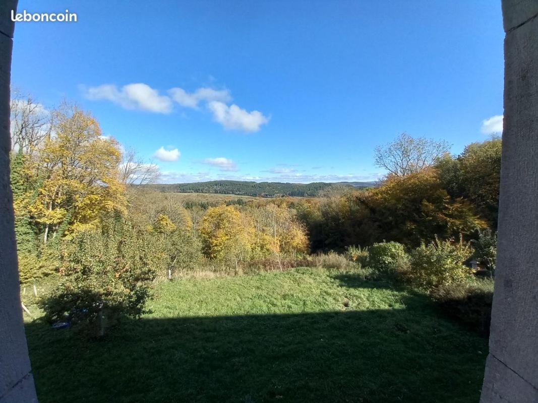 Appartement de charme dans une maison isolée Presilly  Esterno foto